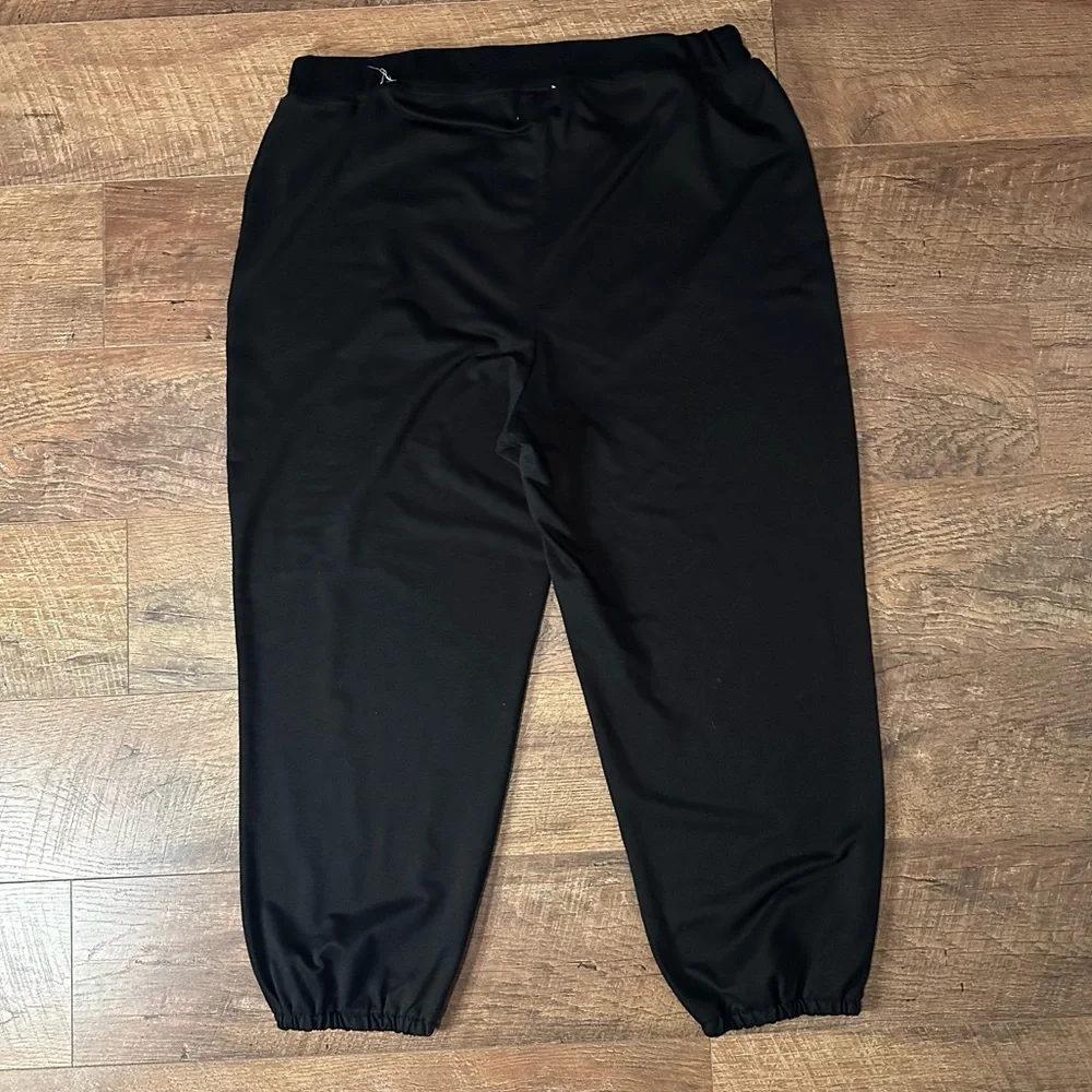 FINAL PRICE DROP Black Joggers with Graphic Print - Picture 2 of 3